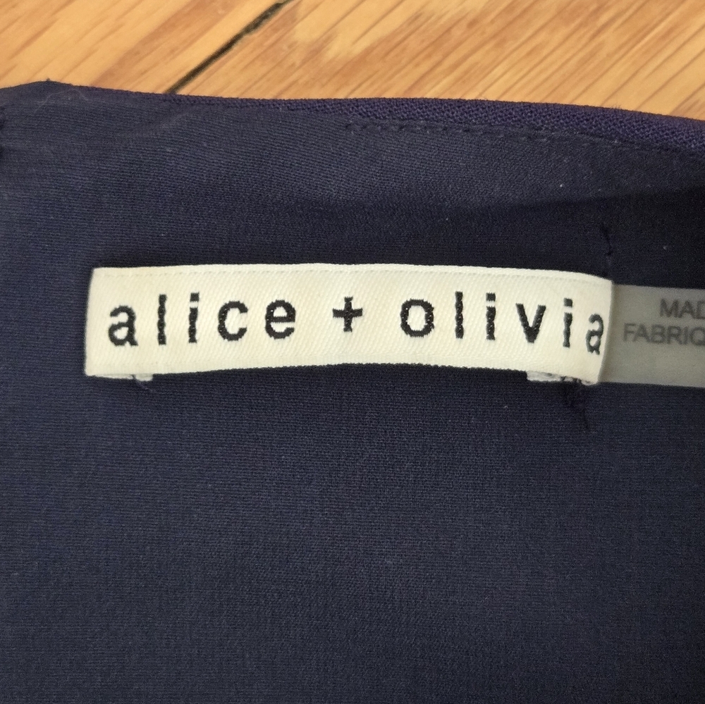 Alice + Olivia midi dress Cold shoulders size 8 Navy - Picture 8 of 9
